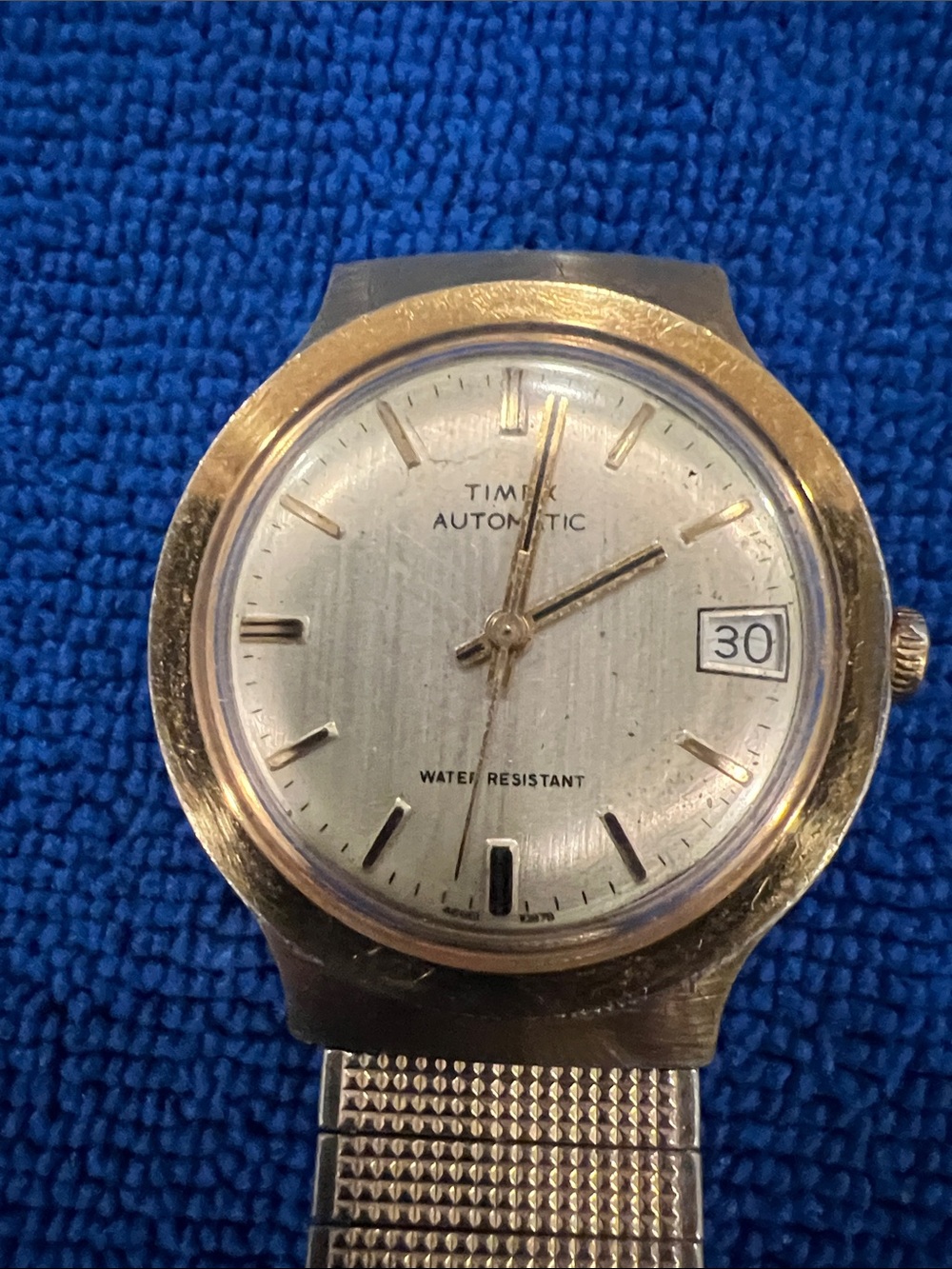 This is a vintage 1978 Timex Viscount Calendar Automatic watch
